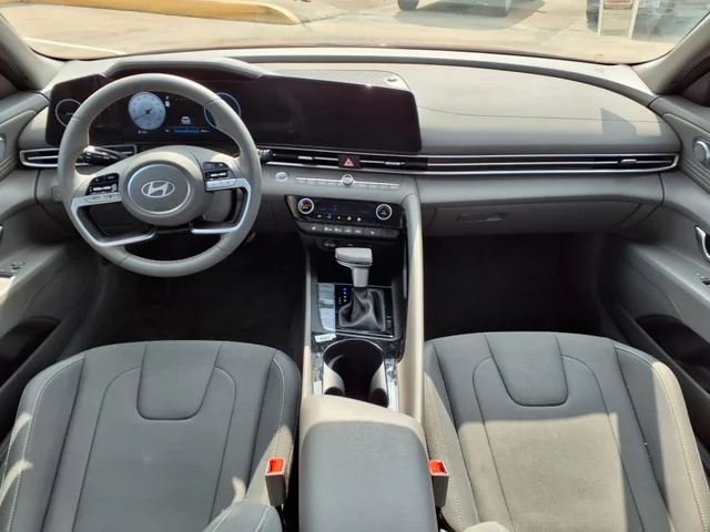 SEMINUEVOS HYUNDAI Elantra a Estados en autogozo