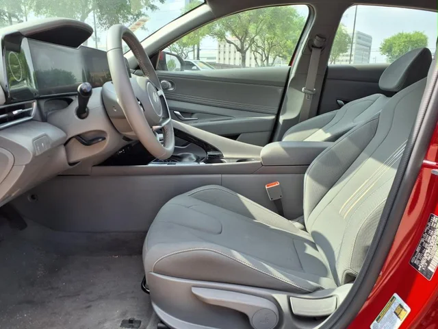 SEMINUEVOS HYUNDAI Elantra a Estados en autogozo
