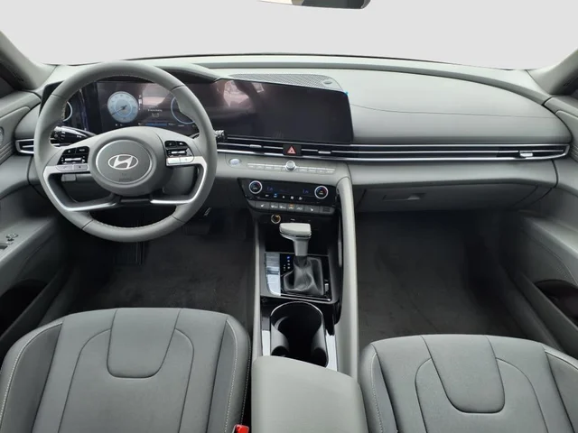 Nuevos HYUNDAI ELANTRA à Estados chez autogozo