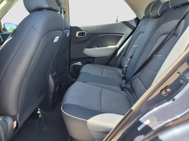 Nuevos HYUNDAI VENUE à Estados chez autogozo