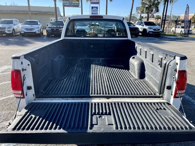 SEMINUEVOS DODGE Dakota a Estados en autogozo