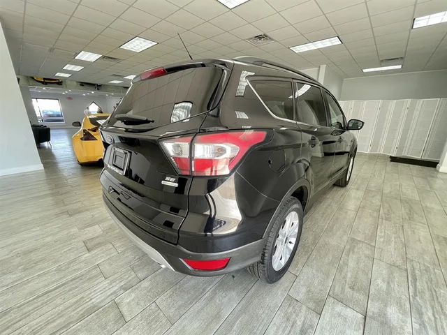 SEMINUEVOS FORD Escape a Estados en autogozo