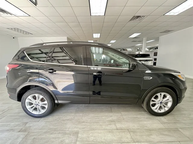 SEMINUEVOS FORD Escape a Estados en autogozo