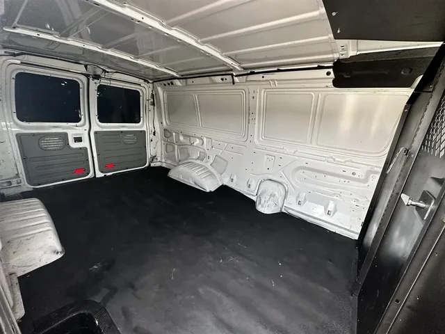 SEMINUEVOS FORD E150 Vans a Estados en autogozo