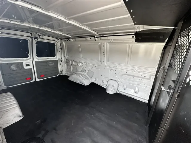 SEMINUEVOS FORD E150 Vans a Estados en autogozo