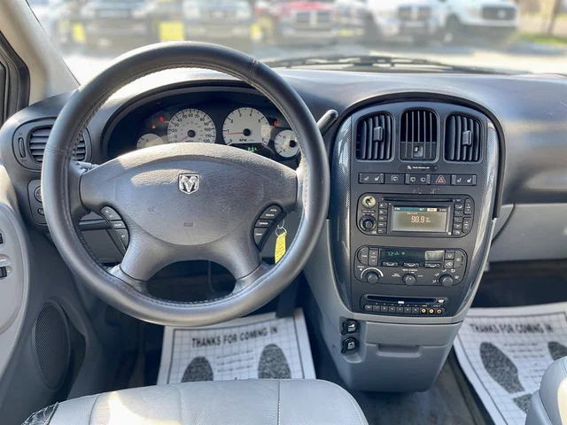 SEMINUEVOS DODGE Grand Caravan a Estados en autogozo