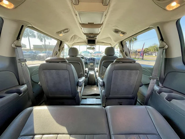 SEMINUEVOS DODGE Grand Caravan a Estados en autogozo