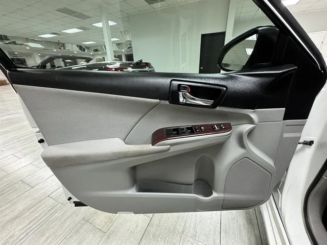 SEMINUEVOS TOYOTA Camry a Estados en autogozo