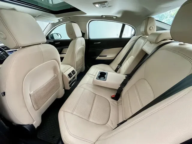 SEMINUEVOS JAGUAR XE a Estados en autogozo