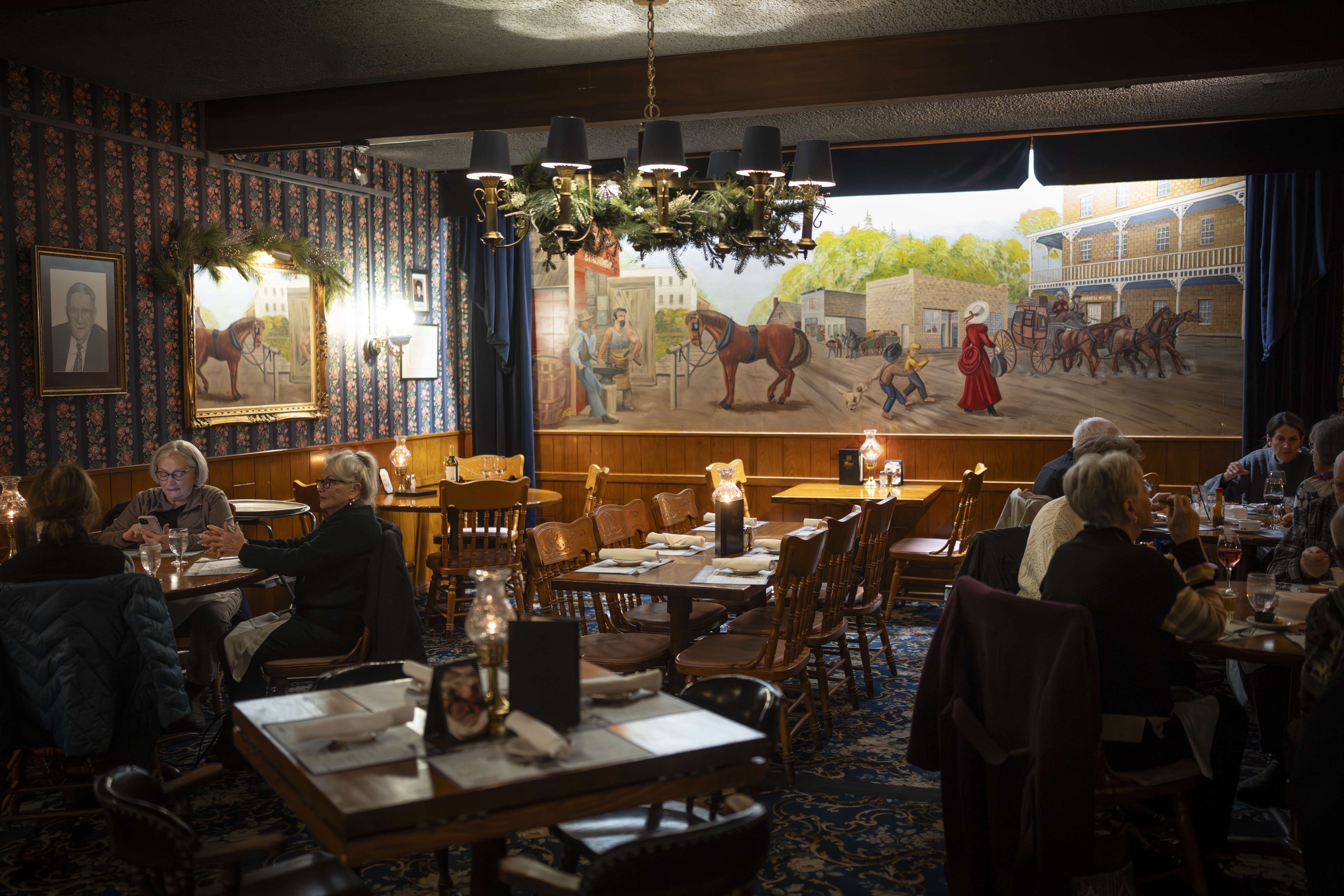 Minnesota's best supper clubs