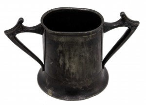 English renaissance style pewter tankard 5