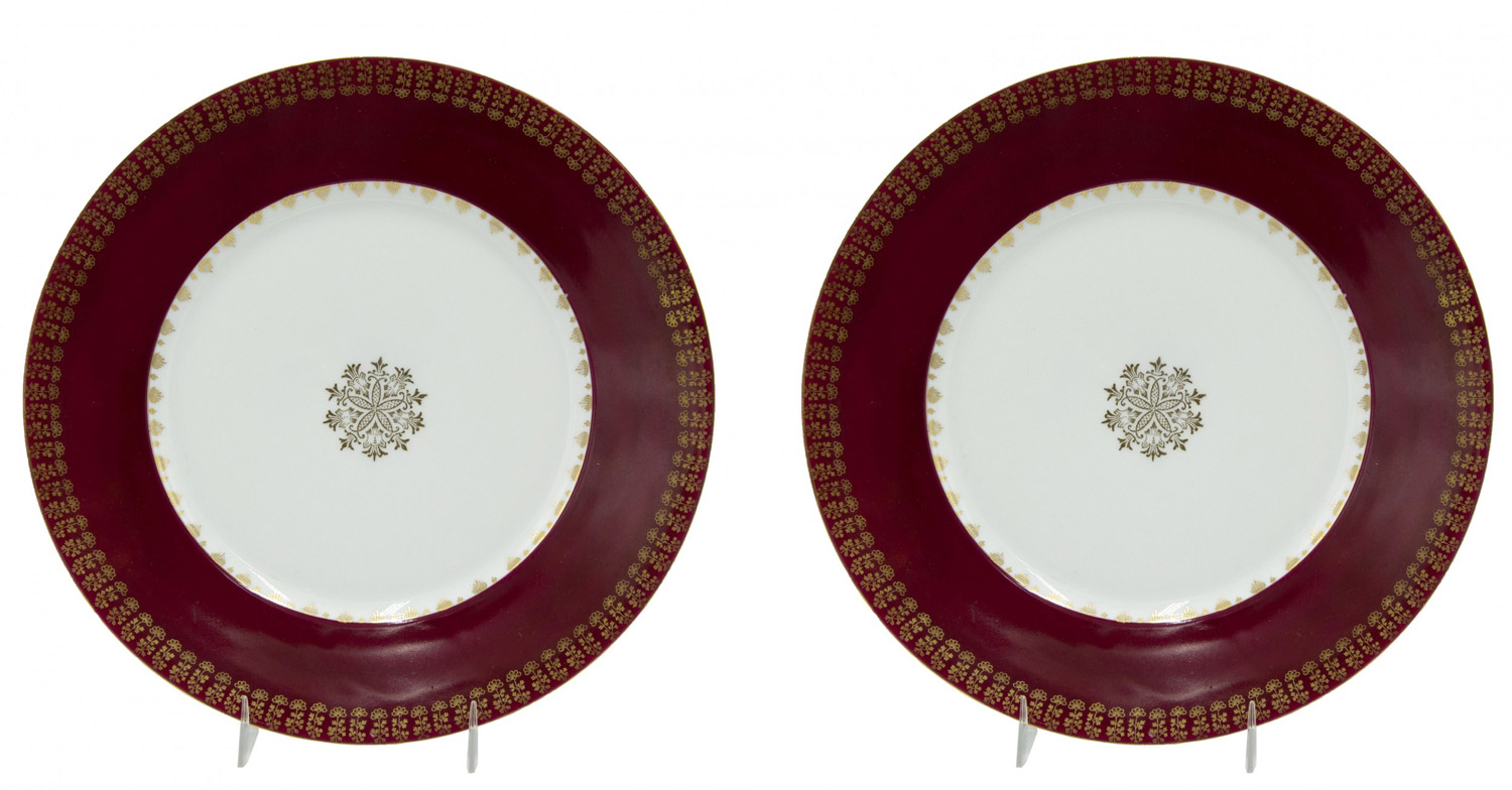 Set of english victorian porcelain dinner plates 2