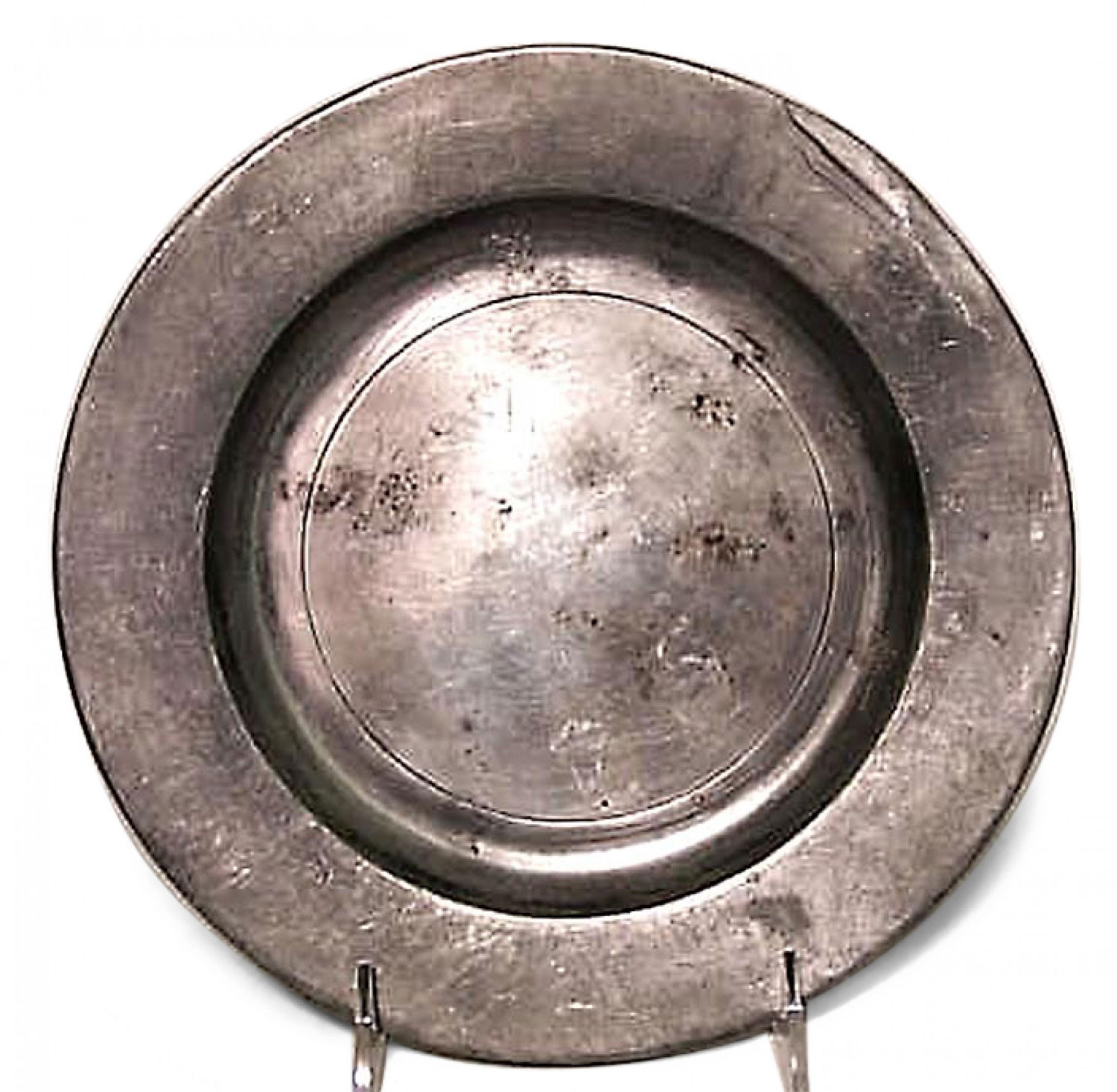 Set of 7 english renaissance pewter plates