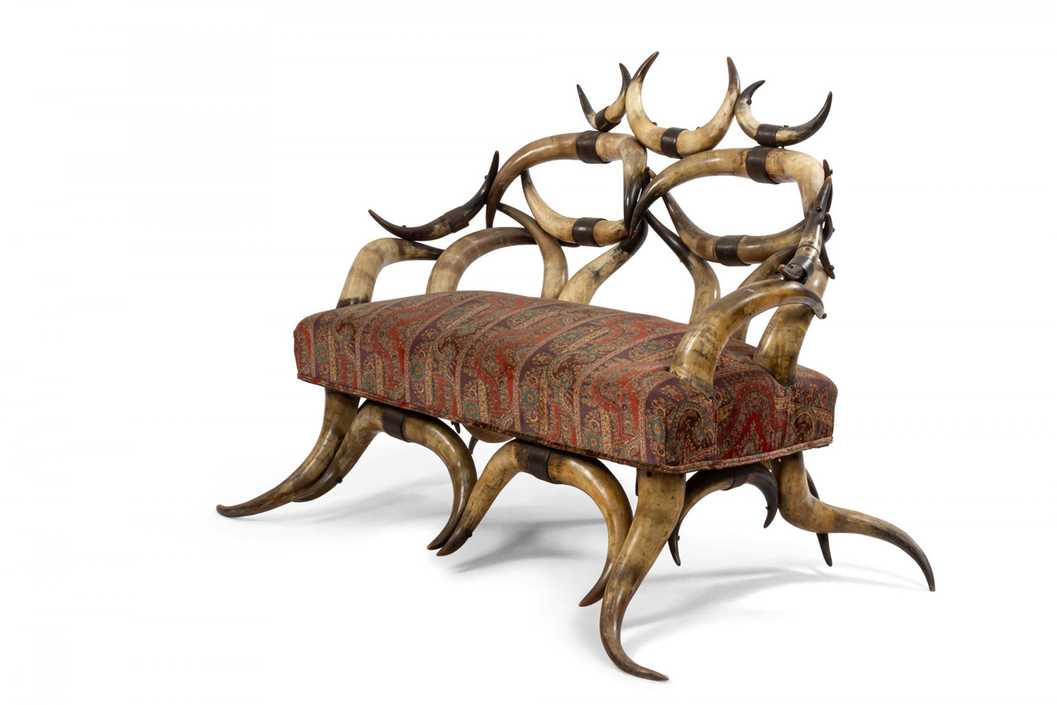 Rustic american steer horn loveseat