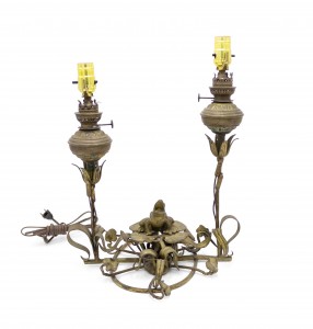 English victorian bronze frog table lamp