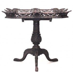 English chippendale mahogany tea table