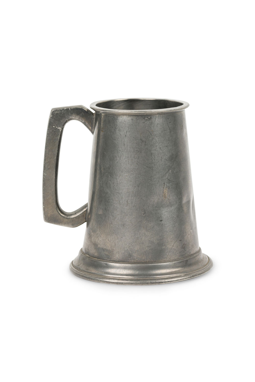 English renaissance style pewter tankards 14