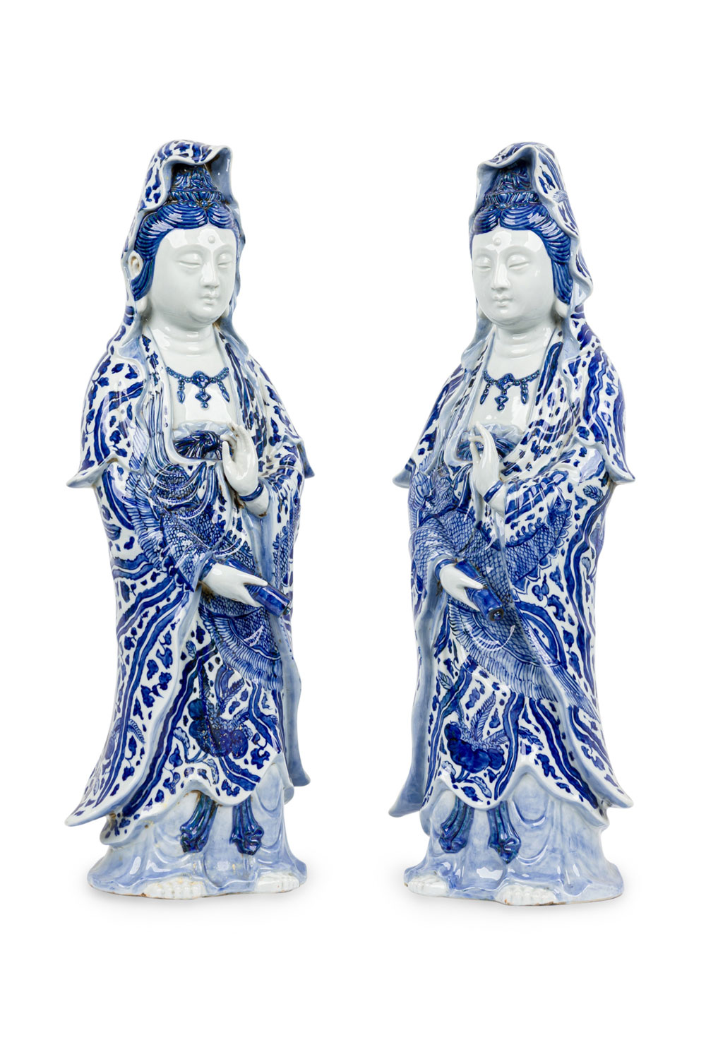 Chinese porcelain standing figures