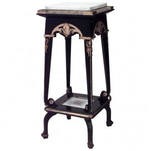 Victorian black lacquered pedestal 1
