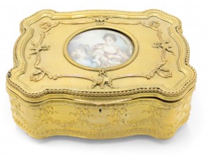 French louis xvi Style bronze dore box
