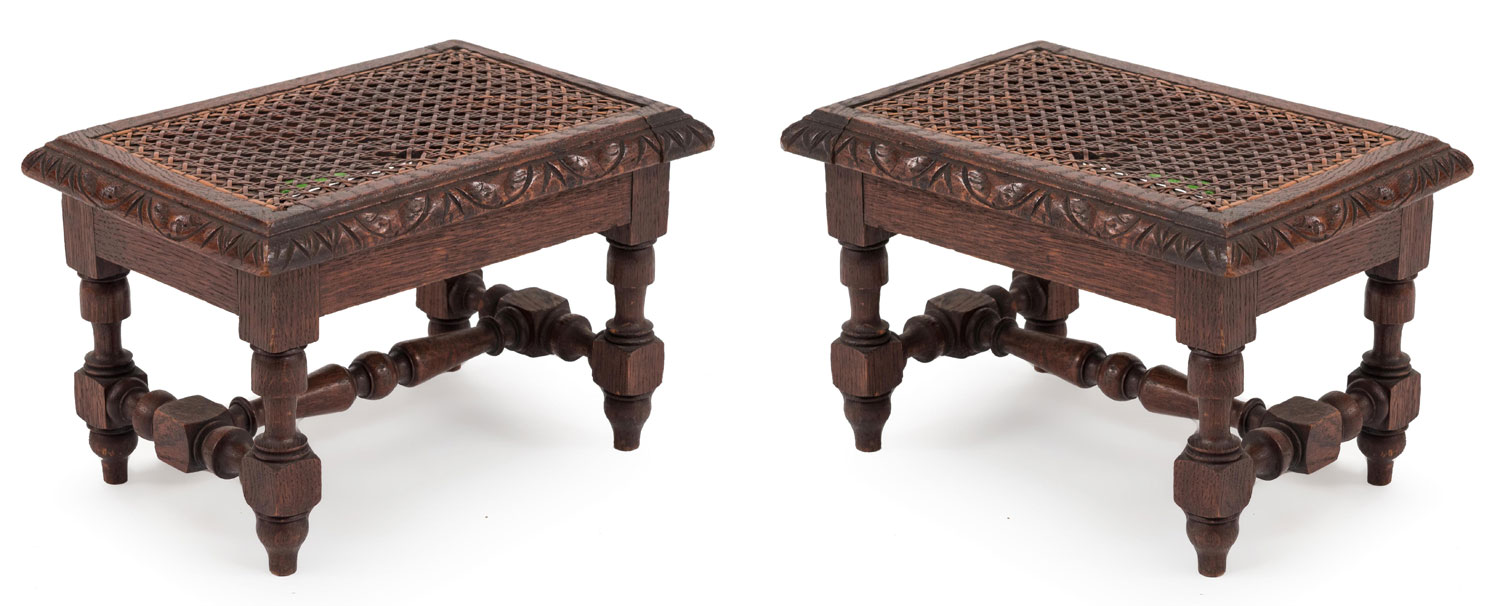 Italian renaissance oak foot stool