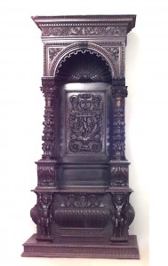 Italian renaissance walnut throne chair