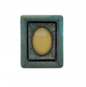 American victorian blue velvet picture frame