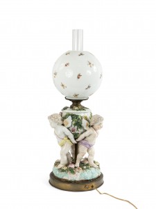 French victorian porcelain cherub oil lamp