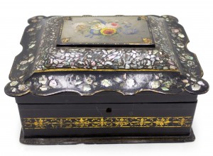 English victorian papier mache box 2