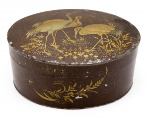 English victorian brown lacquered box 1