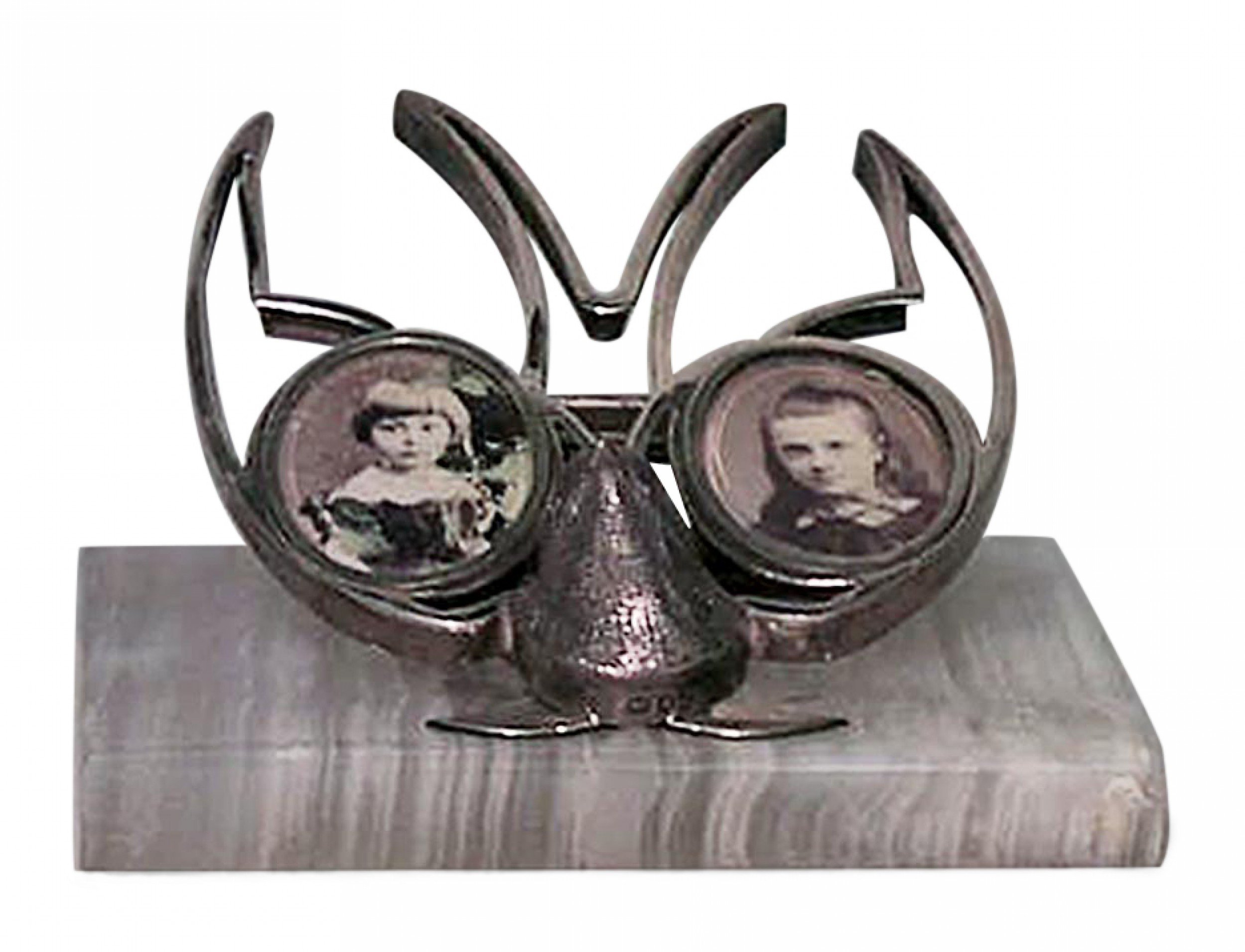 English victorian silver and onyx picture frame