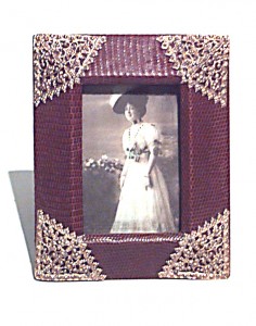 English brown crocodile picture frame 4