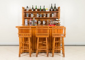 Rittenshouse old hickory style cedar bar set