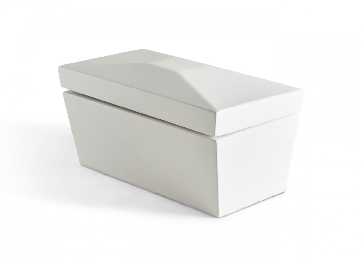 Contemporary white lacquered rectangular wooden decorative box