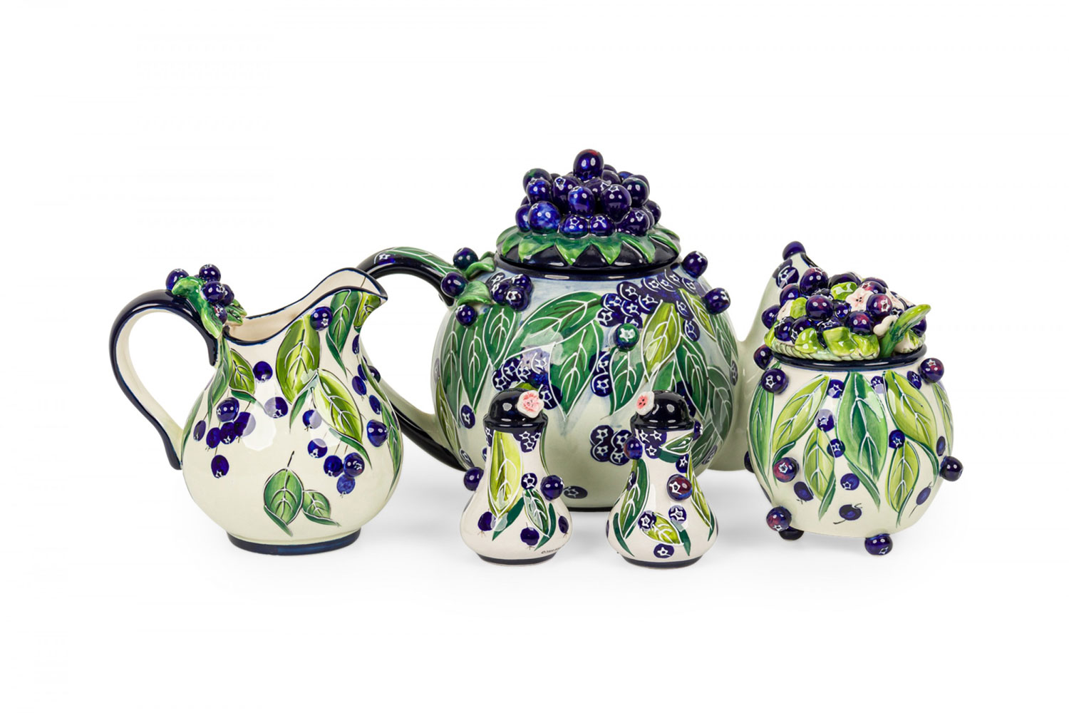 Vintage 5 piece blueberry motif ceramic crockery set