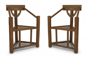 English triangular oak arm chair