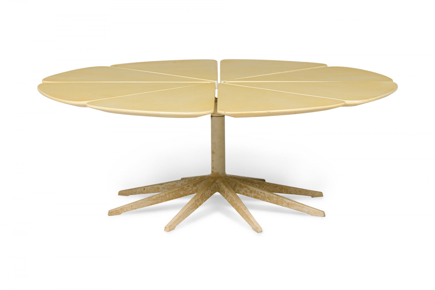Richard Schultz for Knoll International American Mid Century Beige Lacquered Petal Coffee Table