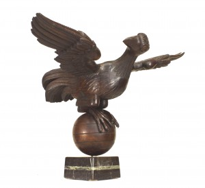 French folk oak eagle figure
