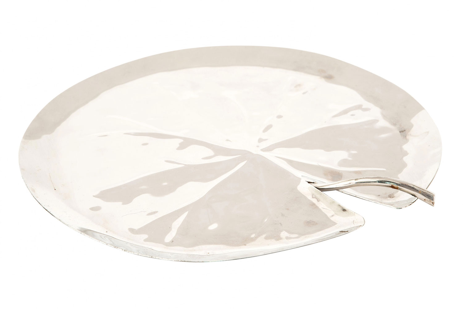 Silver metal aram lilly pad serving tray