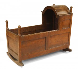 American country oak cradle