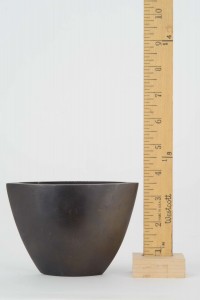 Black bronze vases 1