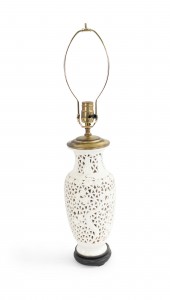 Chinese reticulated white porcelain table lamp 1