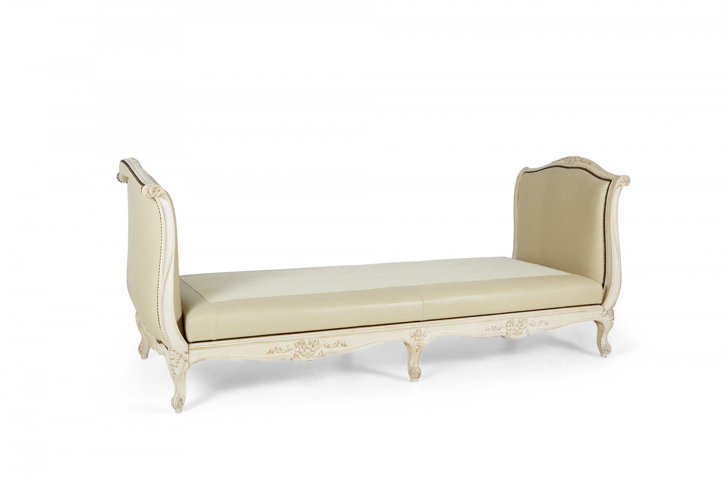 Louis xv style painted daybed