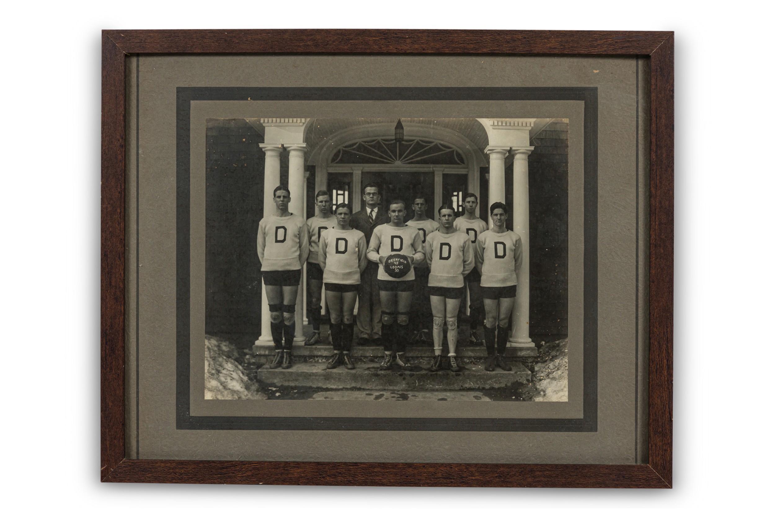 American vintage collegiate basketball team photo