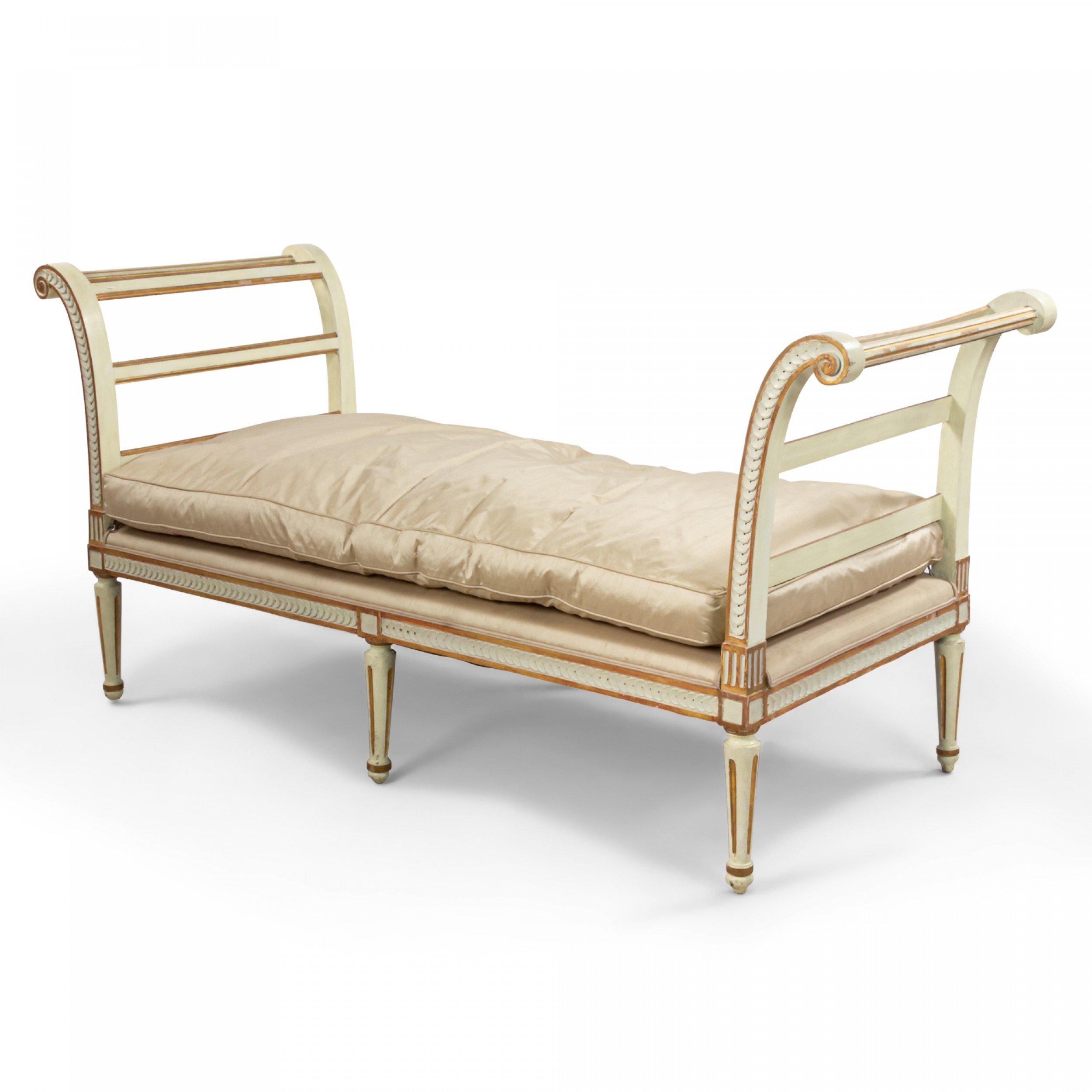 Italian neo classic upholstered daybed 1