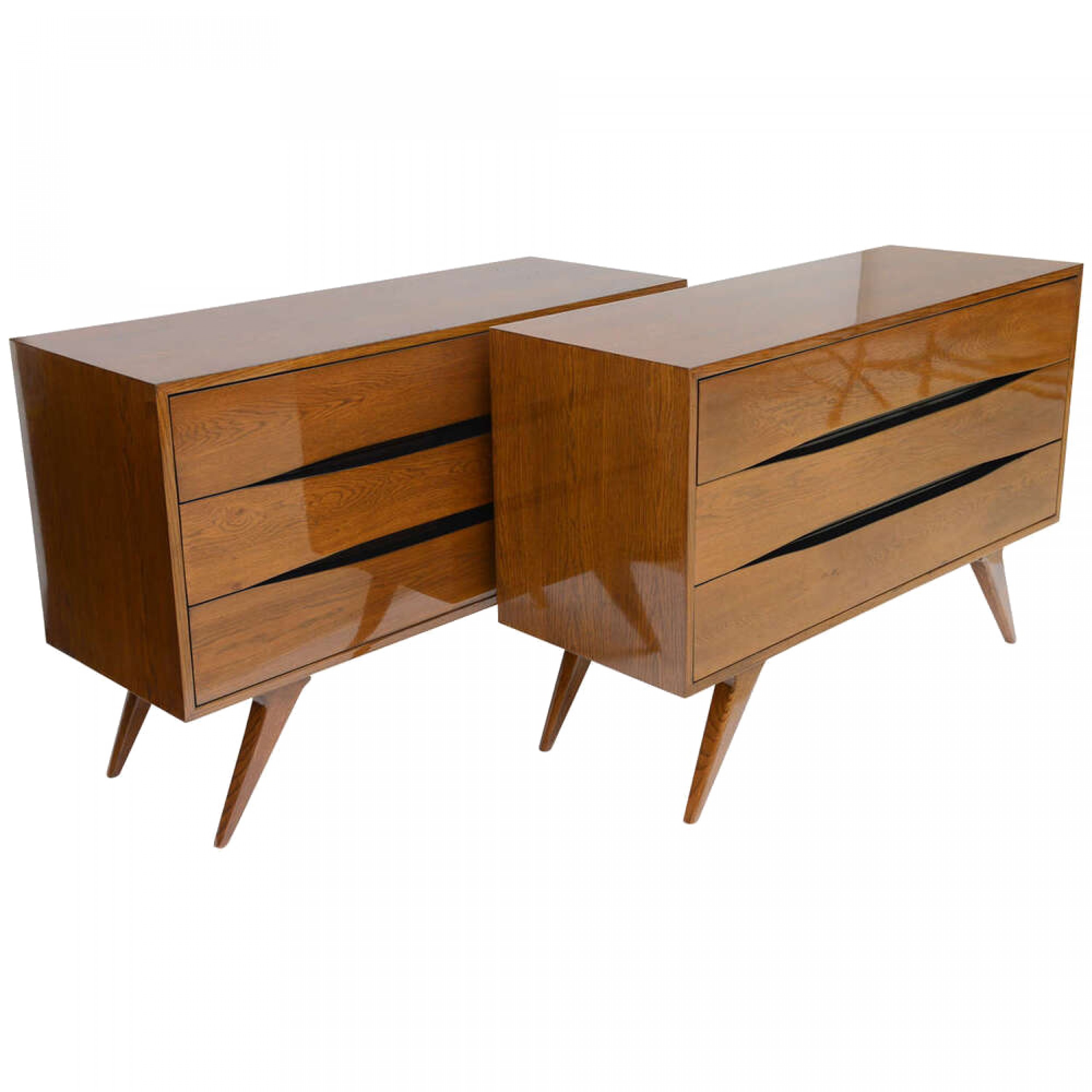Fine pair of italian Mid Century modern three drawer commodes campo and graffi attributed