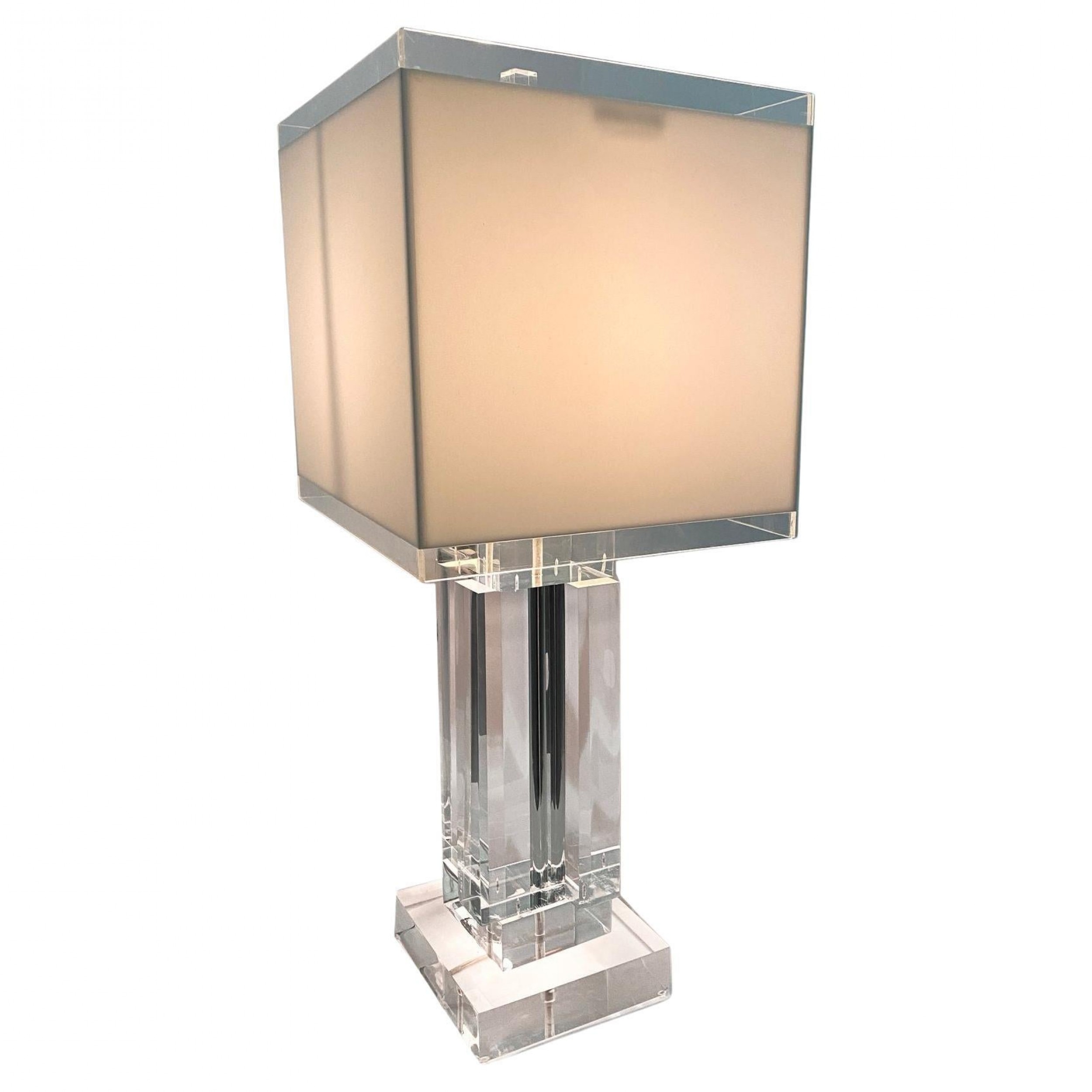 American modern monumental lucite table lamp