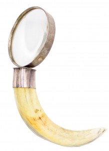 English victorian boar s tooth magnifying glass 1