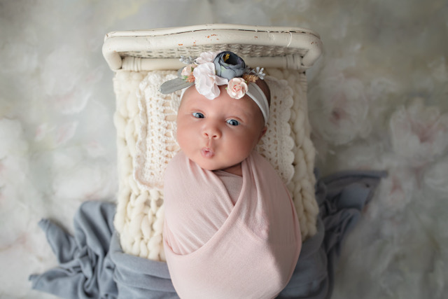 Dolci Momenti Photography, Pennsylvania award winning newborn photographer