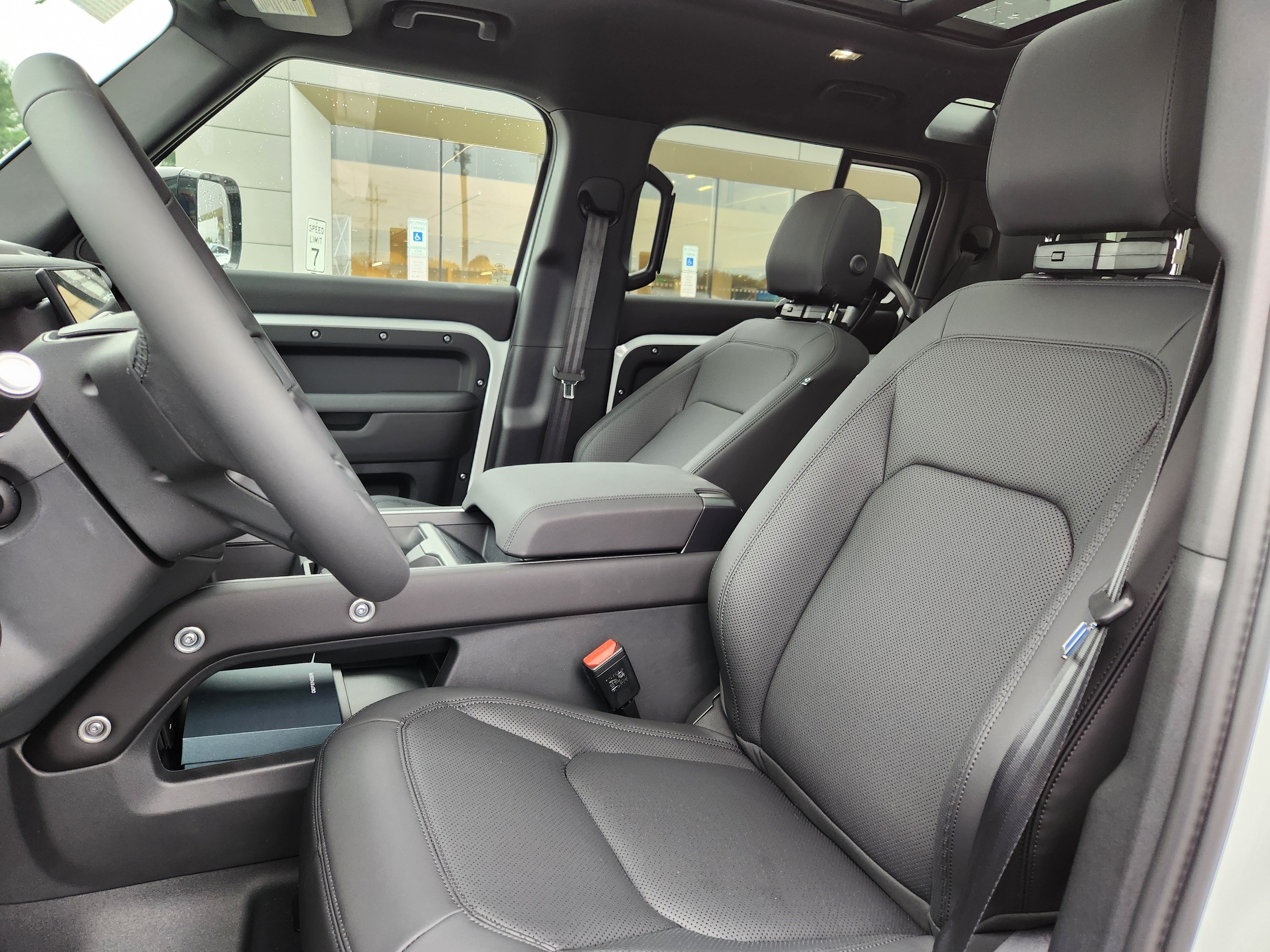 New 2026 Fuji White LAND ROVER S image 8